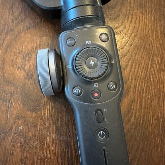 Zhiyun Smooth 4 - 3 Axis Handheld Gimbal Stabilizer - Picture 2 of 3
